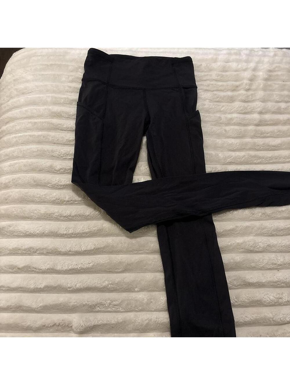 Lululemon Women's Black and Navy Legging
